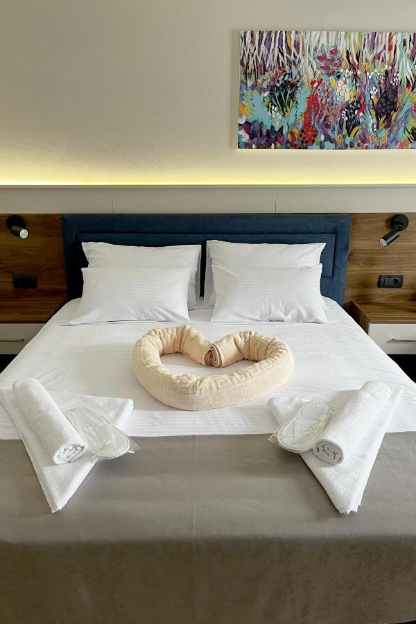 Caka Luxury Rooms & Restaurant Ćuprija エクステリア 写真