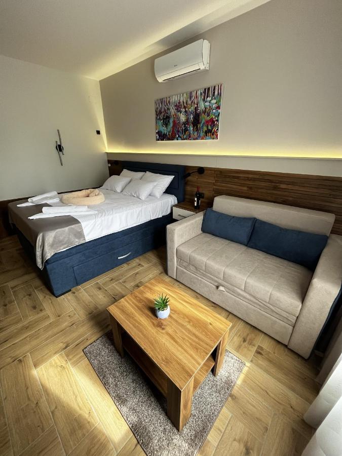 Caka Luxury Rooms & Restaurant Ćuprija エクステリア 写真