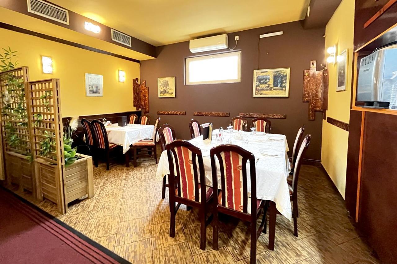 Caka Luxury Rooms & Restaurant Ćuprija エクステリア 写真