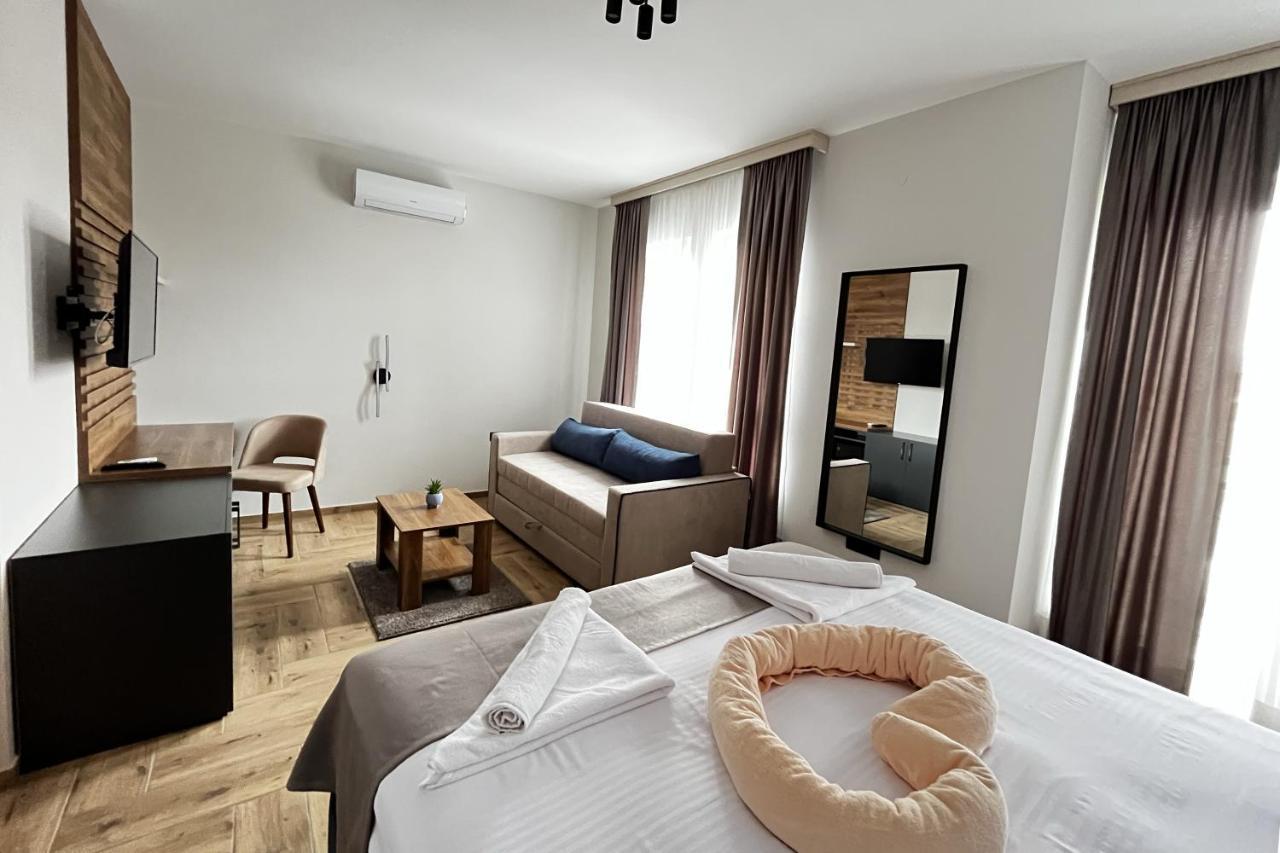 Caka Luxury Rooms & Restaurant Ćuprija エクステリア 写真